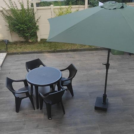 Joli Appartement De Vacances Ecouen Ngoại thất bức ảnh