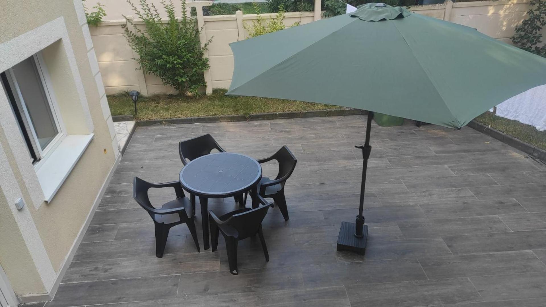 Joli Appartement De Vacances Ecouen Ngoại thất bức ảnh
